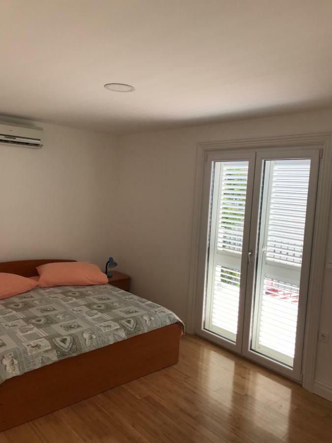 Apartment Mila Срима Екстериор снимка
